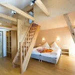 Sattleggers Alpenhof & Feriensternwarte Hotel