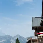 Sattleggers Alpenhof & Feriensternwarte Greifenburg