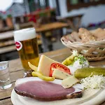 Sattleggers Alpenhof & Feriensternwarte Hotel Greifenburg