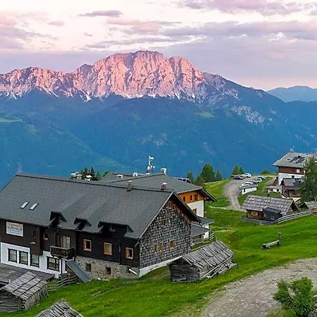 Sattleggers Alpenhof & Feriensternwarte 3*