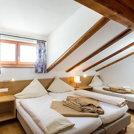 Hotel Sattleggers Alpenhof & Feriensternwarte Greifenburg
