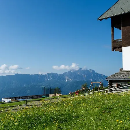 Sattleggers Alpenhof & Feriensternwarte Hotel 3*