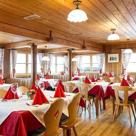 Sattleggers Alpenhof & Feriensternwarte Hotel 3*