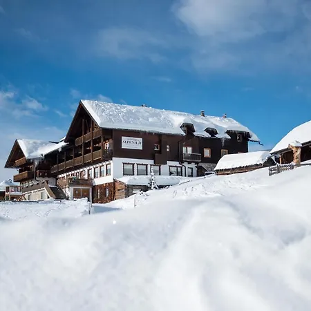 Sattleggers Alpenhof & Feriensternwarte Hotel 3*