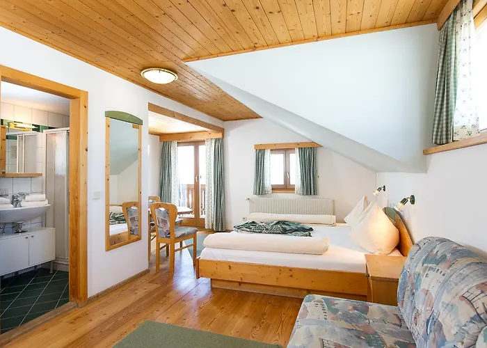 Sattleggers Alpenhof & Feriensternwarte Hotel 3*