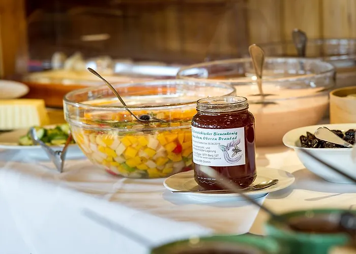 Sattleggers Alpenhof & Feriensternwarte Hotel Greifenburg