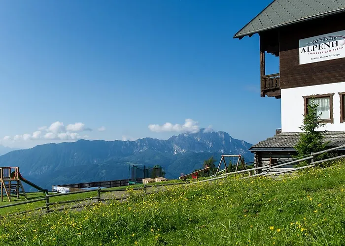Sattleggers Alpenhof & Feriensternwarte Hotel 3*