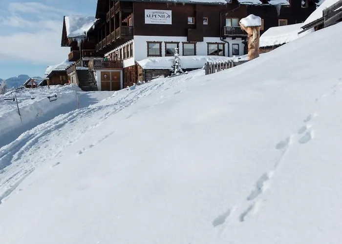 Sattleggers Alpenhof & Feriensternwarte Hotel 3*